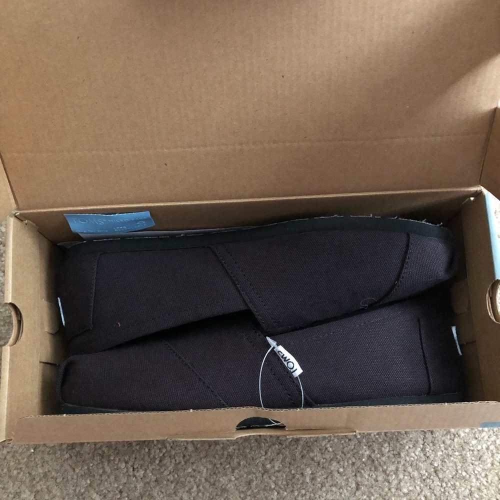 All Blacks Toms